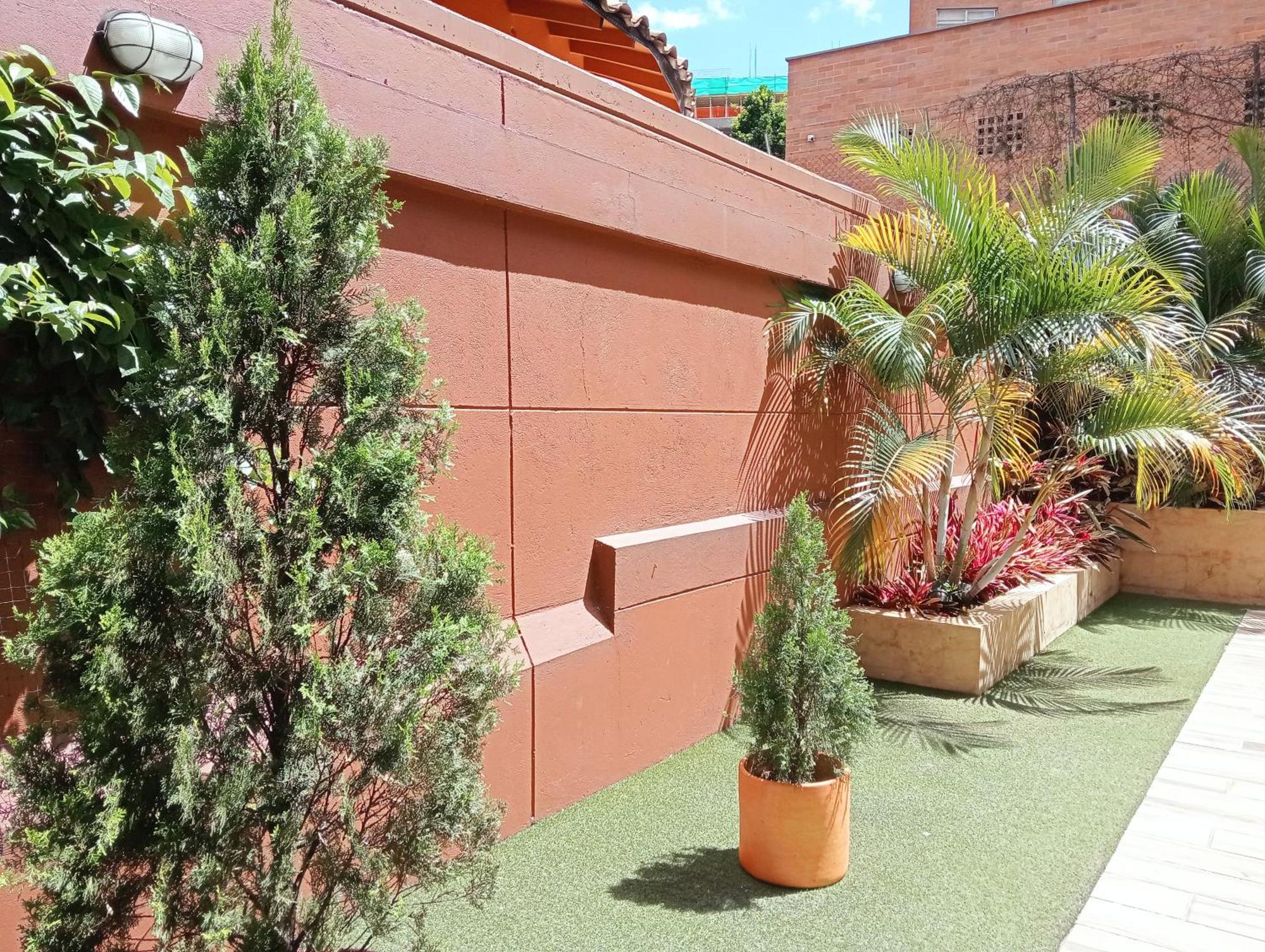 Hotel Lomas 10 Medellin By Dico Esterno foto