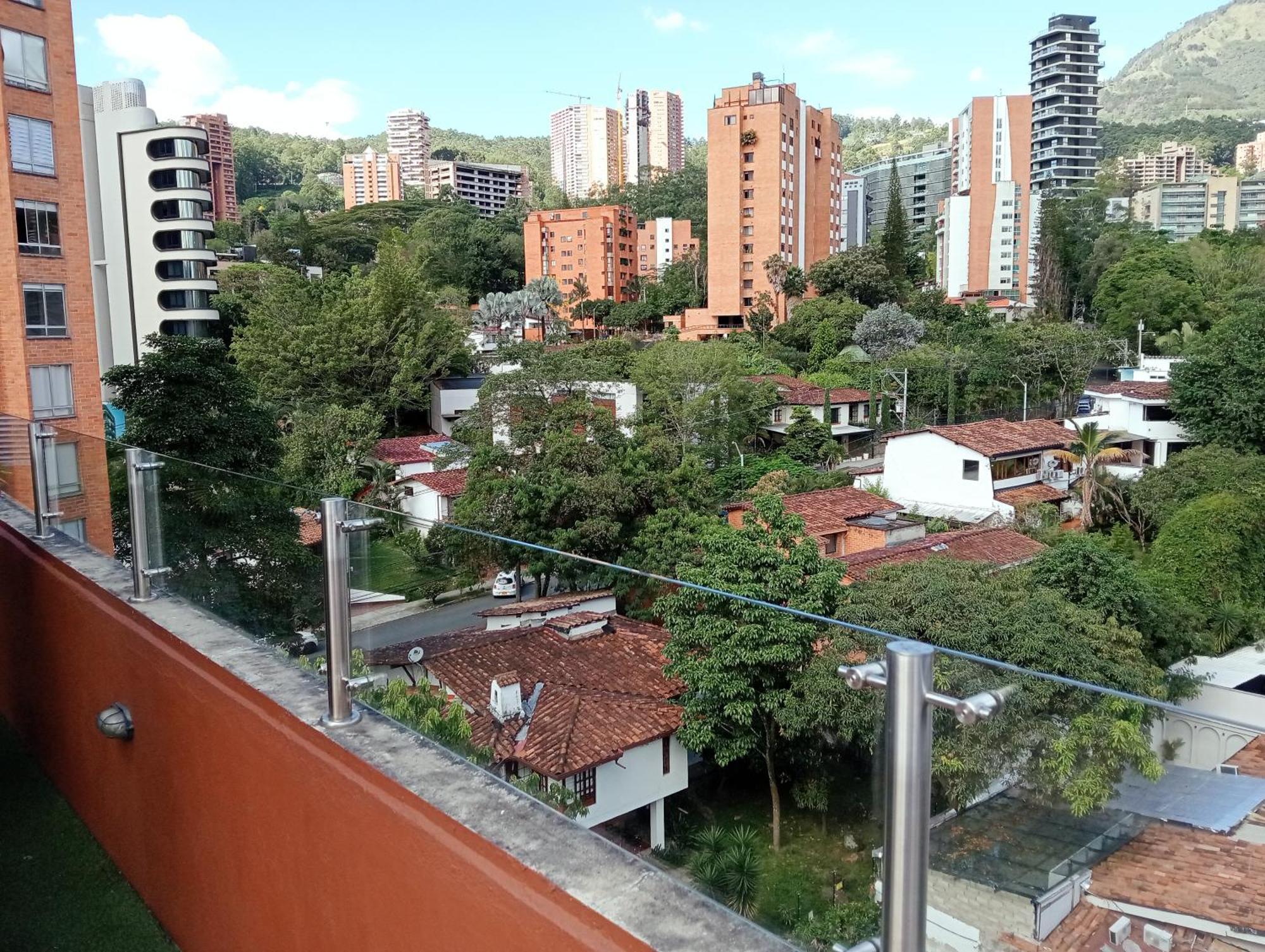 Hotel Lomas 10 Medellin By Dico Esterno foto