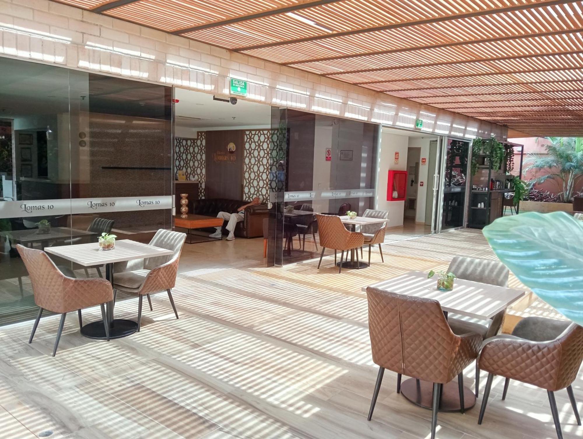 Hotel Lomas 10 Medellin By Dico Esterno foto